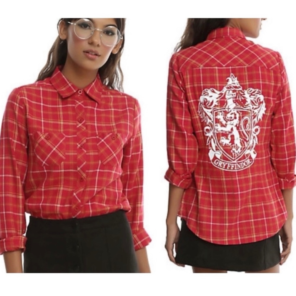 Harry Potter Hot Topic Red Plaid Gryffindor Button Collared Shirt - Women’s XS